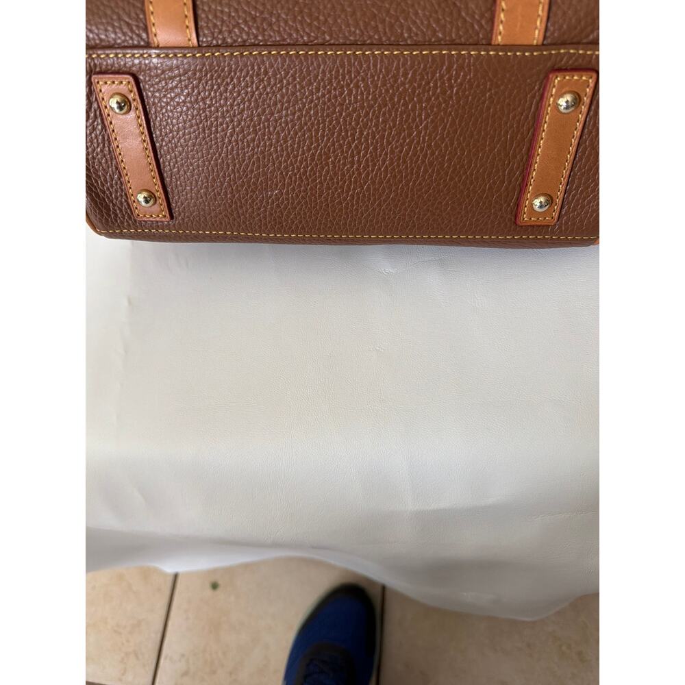 Dooney & Bourke medium pocket satchel high end pebble grain collection - Picture 3 of 14